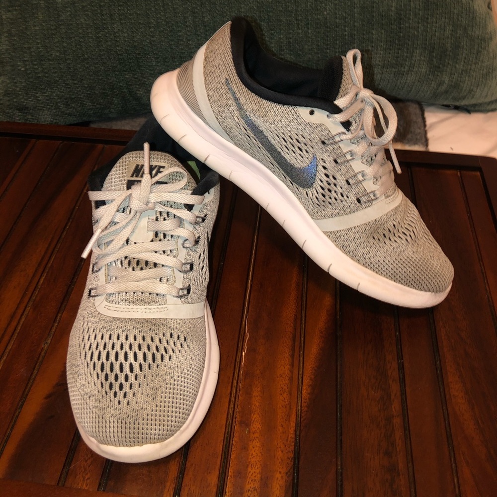 Gray simple Nike sneakers